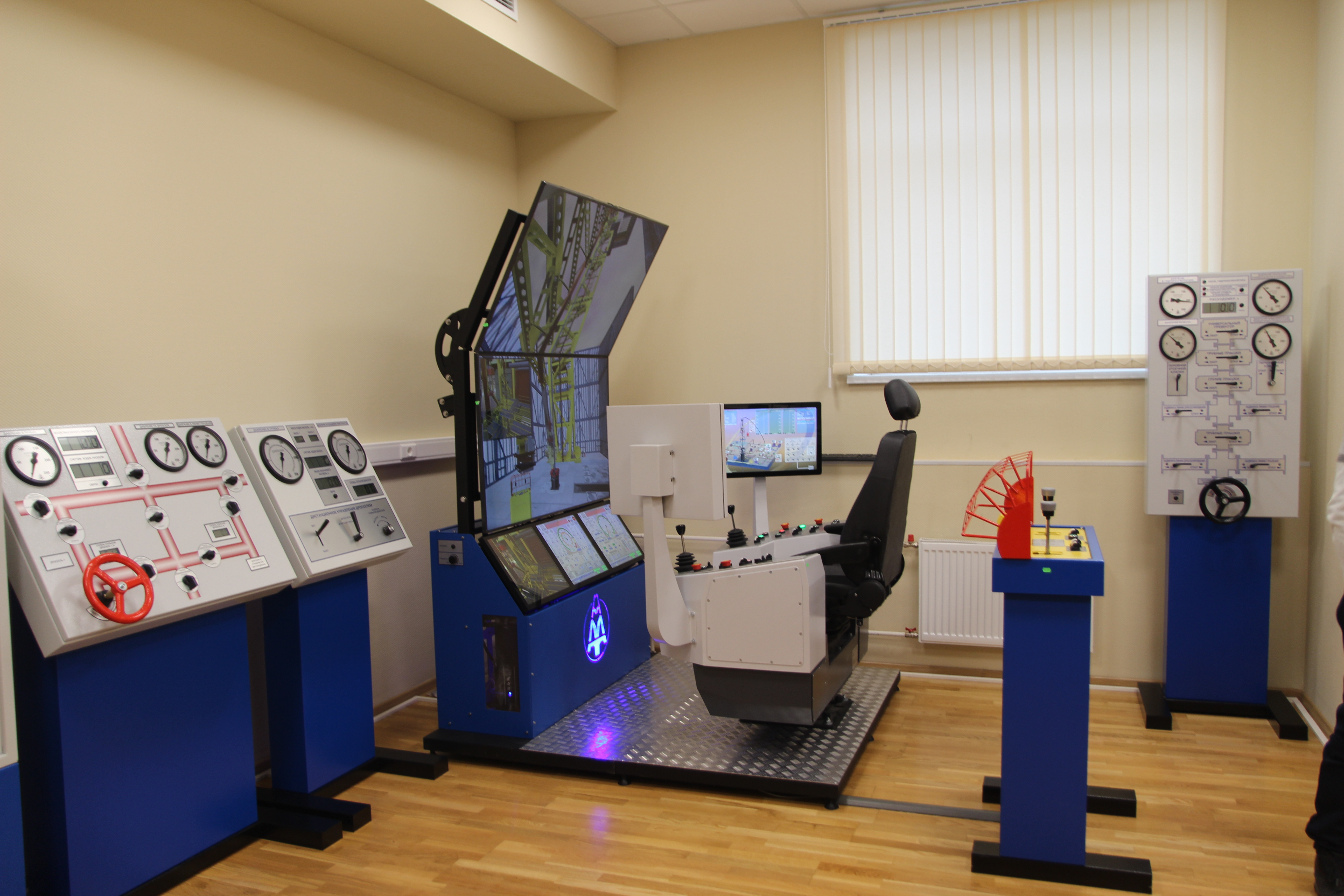 «Макаровка» ввела в эксплуатацию тренажер управления скважиной при газонефтеводопроявлениях