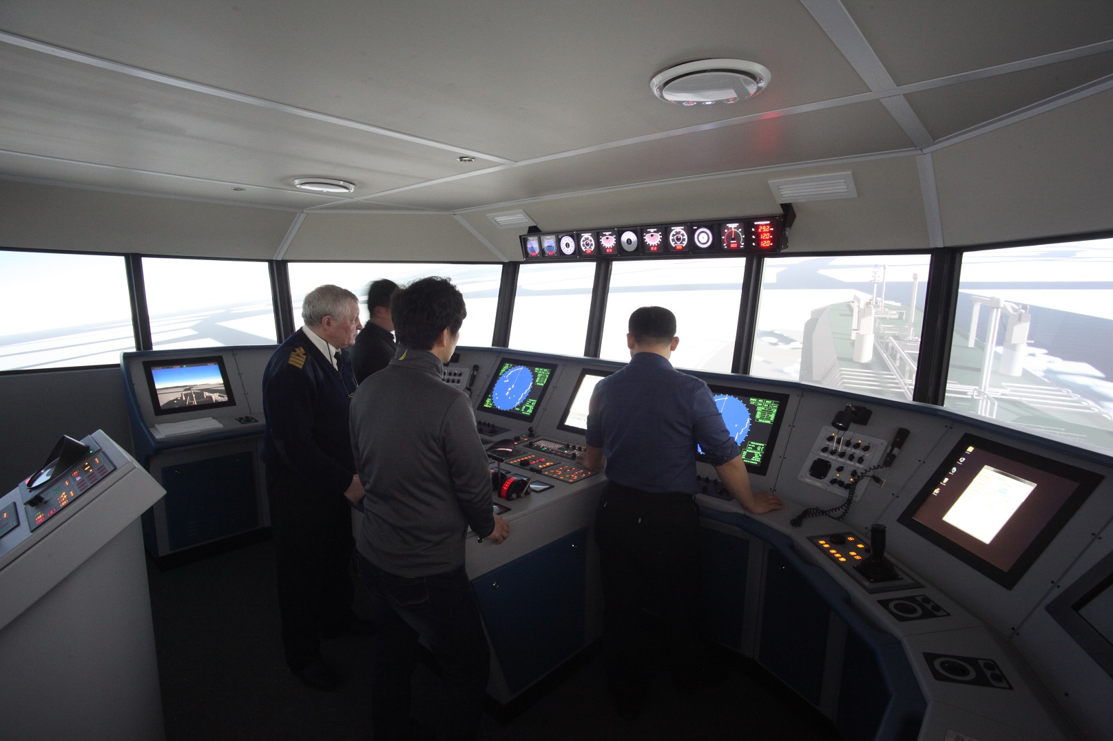 Навигационный тренажерный комплекc